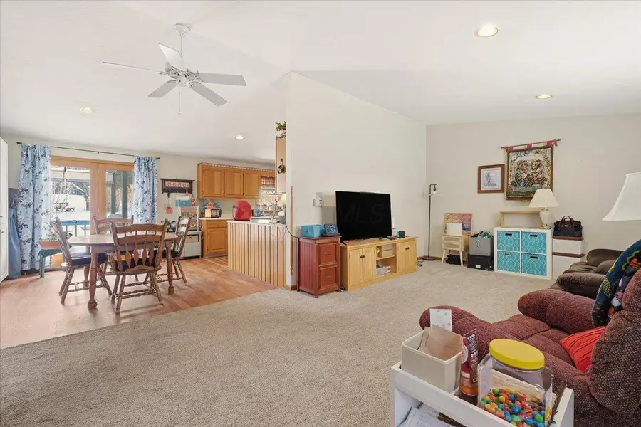 15700 Sherri Drive, Mount Vernon, OH 43050 - Image #2