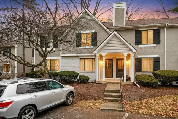 3050 Cooper Bluff Drive, Columbus, OH 43231