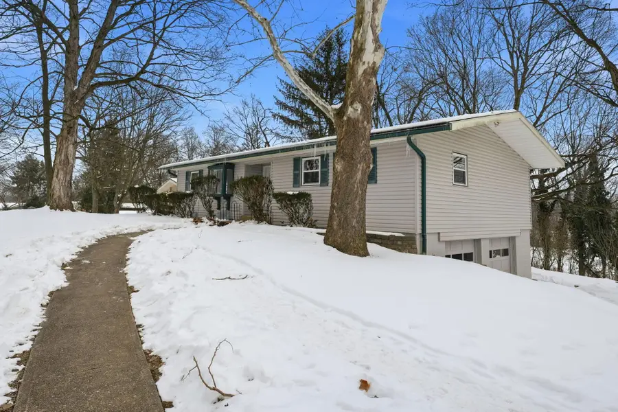 1220 Cambridge Place, Circleville, OH 43113 - Image #2