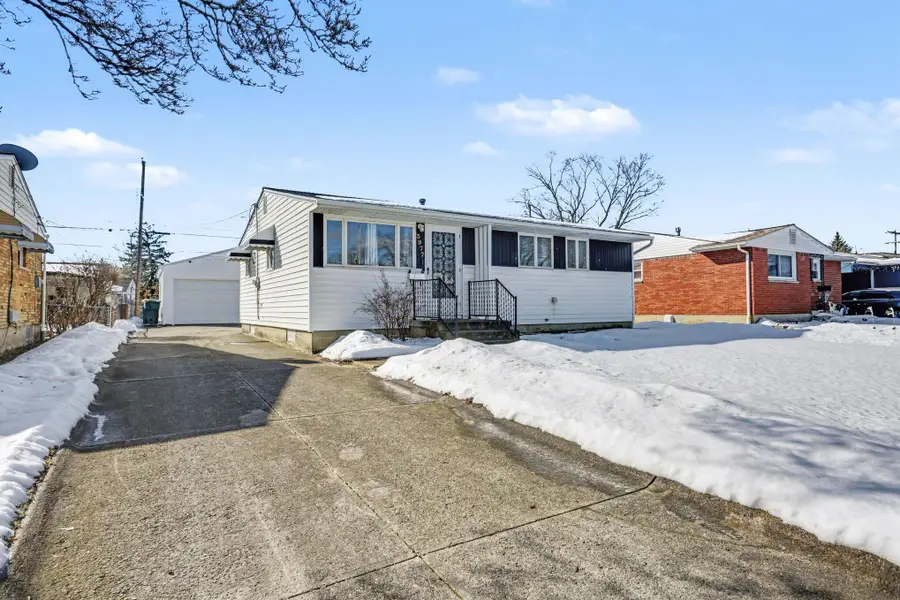 3977 Sexton Drive, Columbus, OH 43228 - #2