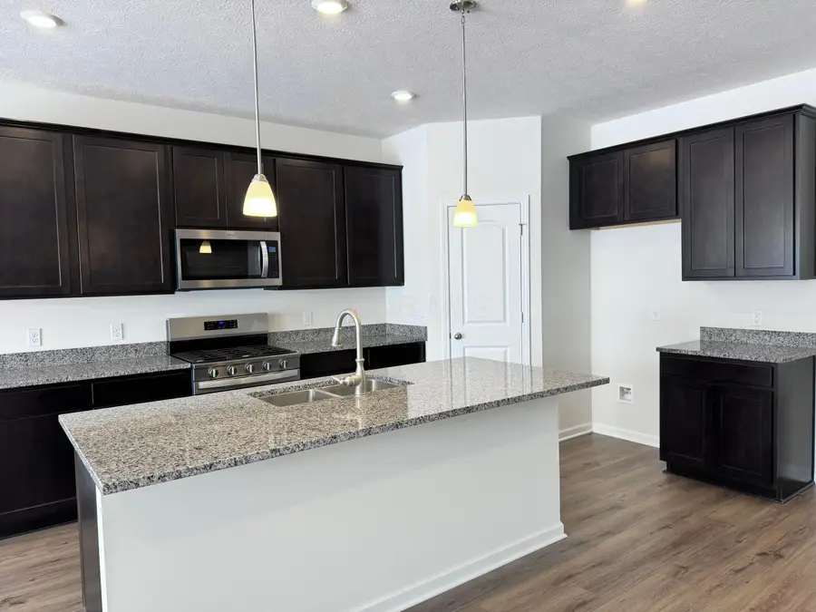 276 Dowler Drive, South Bloomfield, OH 43103 - Image #2