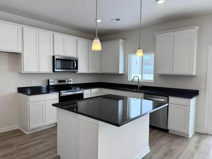 328 Honeysuckle Street, South Bloomfield, OH 43103 - Image #2