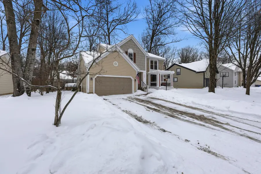352 Spruce Hill Drive, Gahanna, OH 43230 - Image #3