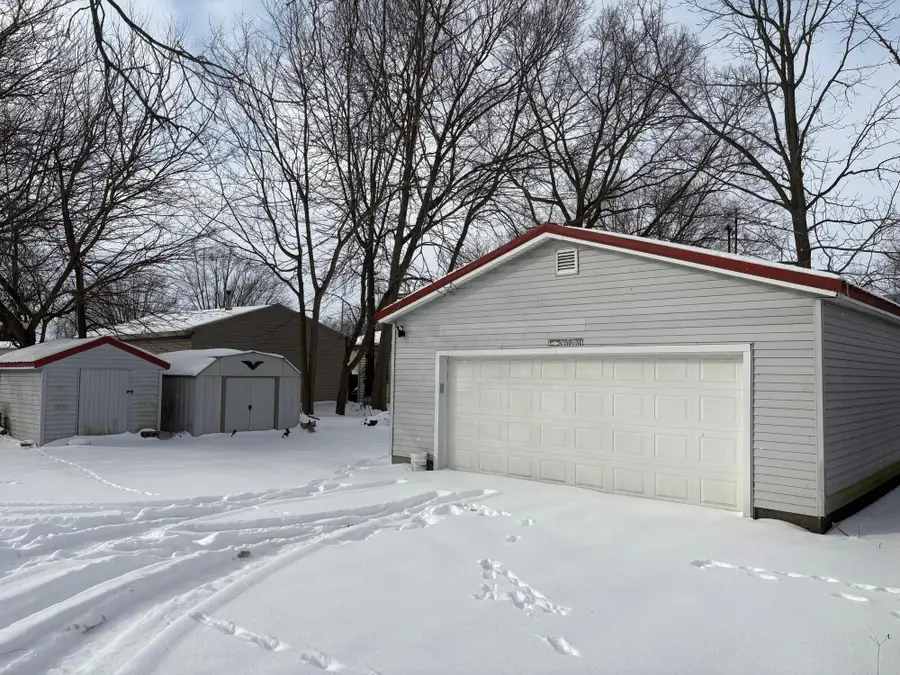 210 S Elm Street, Caledonia, OH 43314 - Image #2