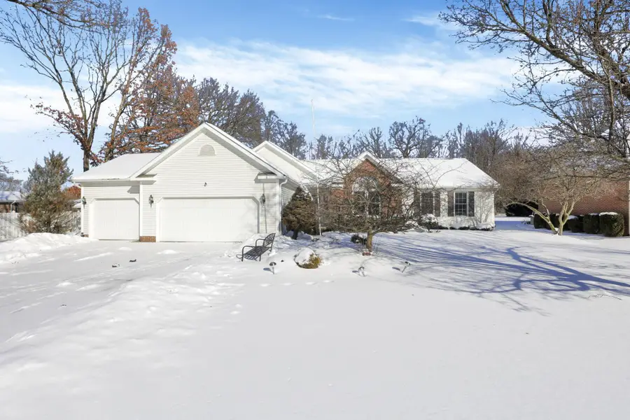 655 W Thrush Avenue, Crestline, OH 44827 - #2