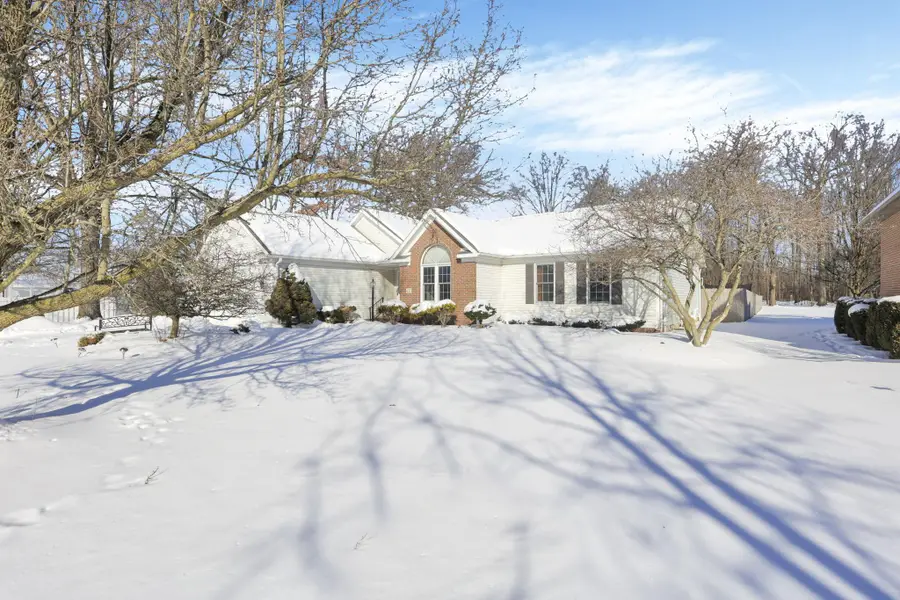 655 W Thrush Avenue, Crestline, OH 44827 - #3