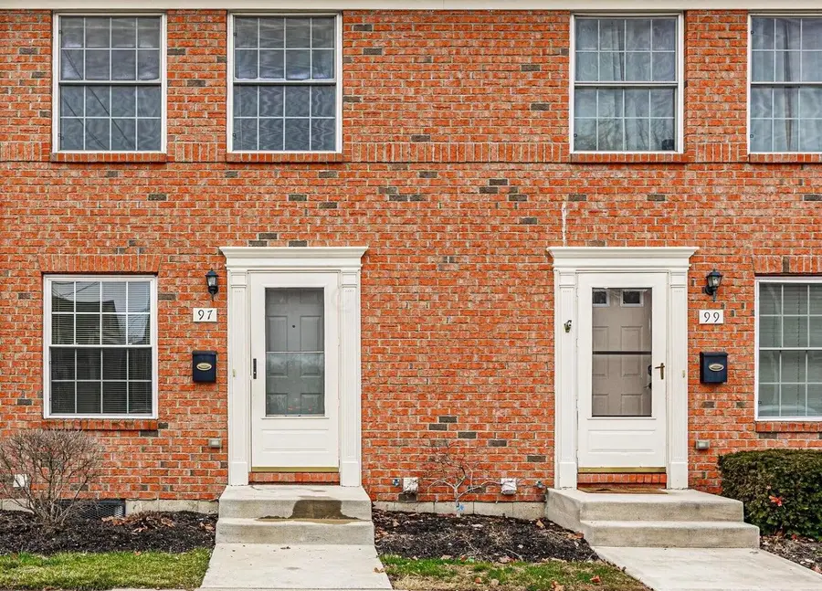 97 Tarryton Court W, Columbus, OH 43228 - Image #2