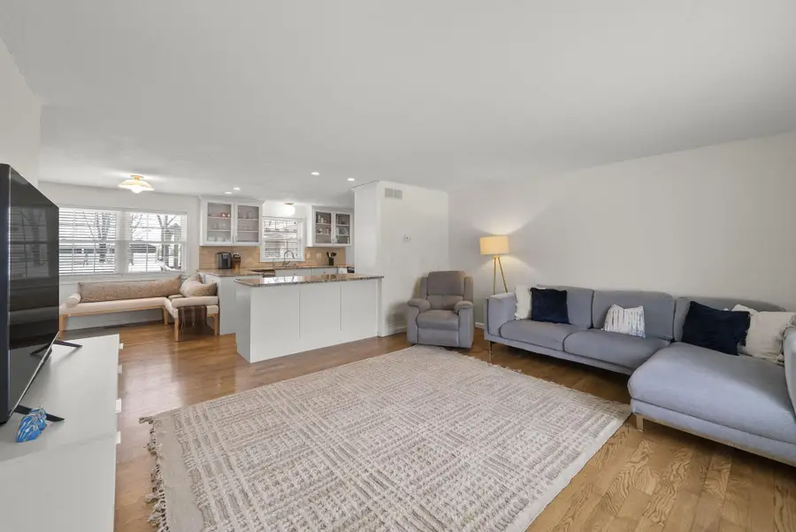 6866 Harlem Road, Westerville, OH 43081 - Image #2