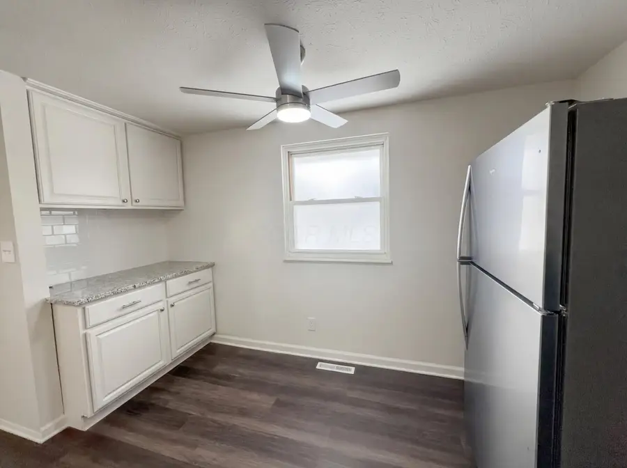 3859 Briggs Road, Columbus, OH 43228 - Image #2