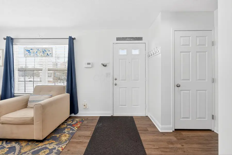 1054 Shady Lake Drive, Columbus, OH 43228 - Image #3