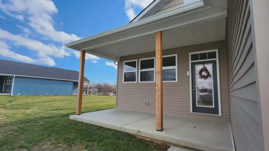 1583 Metcalfe Avenue, Obetz, OH 43207 - #2