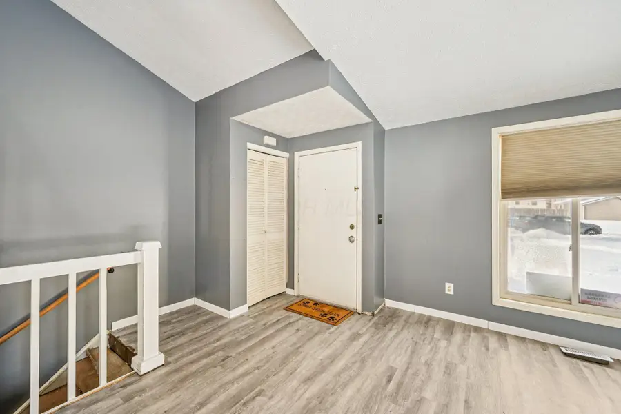 6726 Deepwood Court, Reynoldsburg, OH 43068 - #2