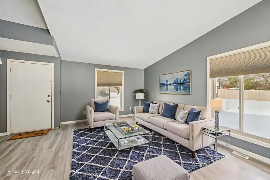 6726 Deepwood Court, Reynoldsburg, OH 43068 - #3