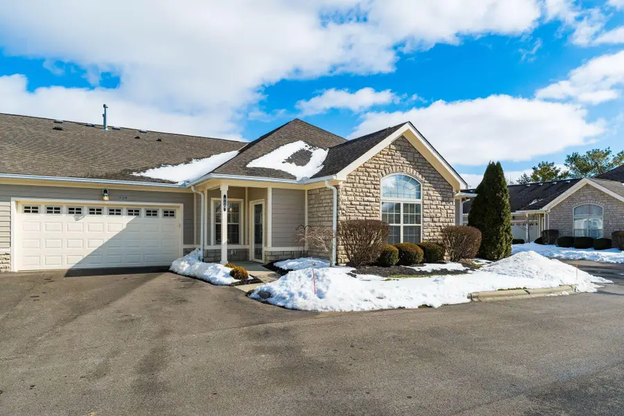 950 Villas Drive, Pataskala, OH 43062 - #2