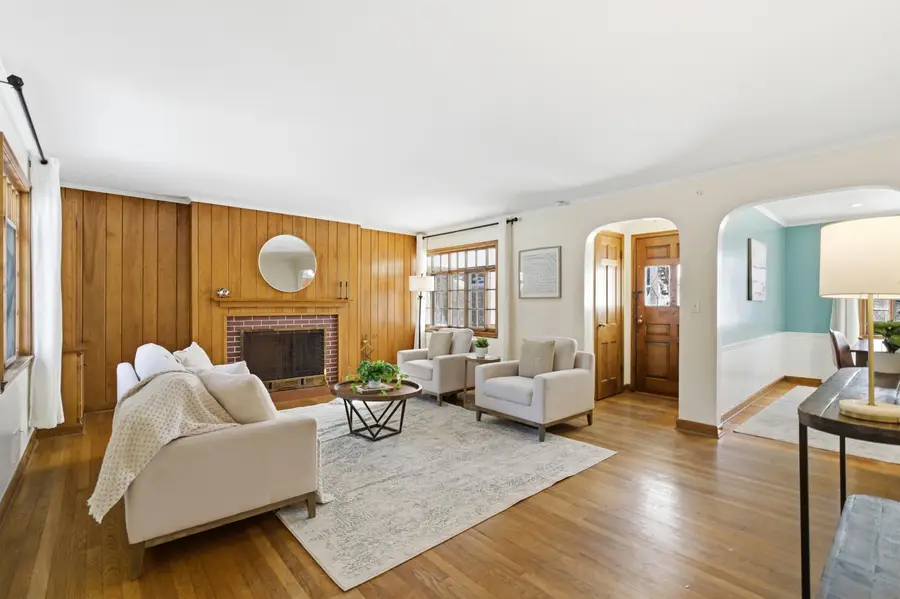 534 Walhalla Road, Columbus, OH 43202 - #3