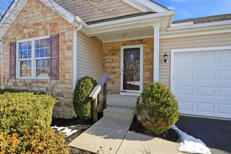 670 Redwood Valley Drive, Blacklick, OH 43004 - #2