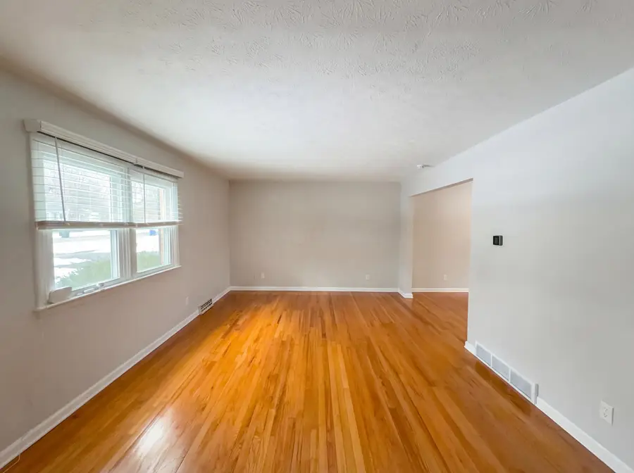 5644 Linworth Road, Columbus, OH 43235 - #3