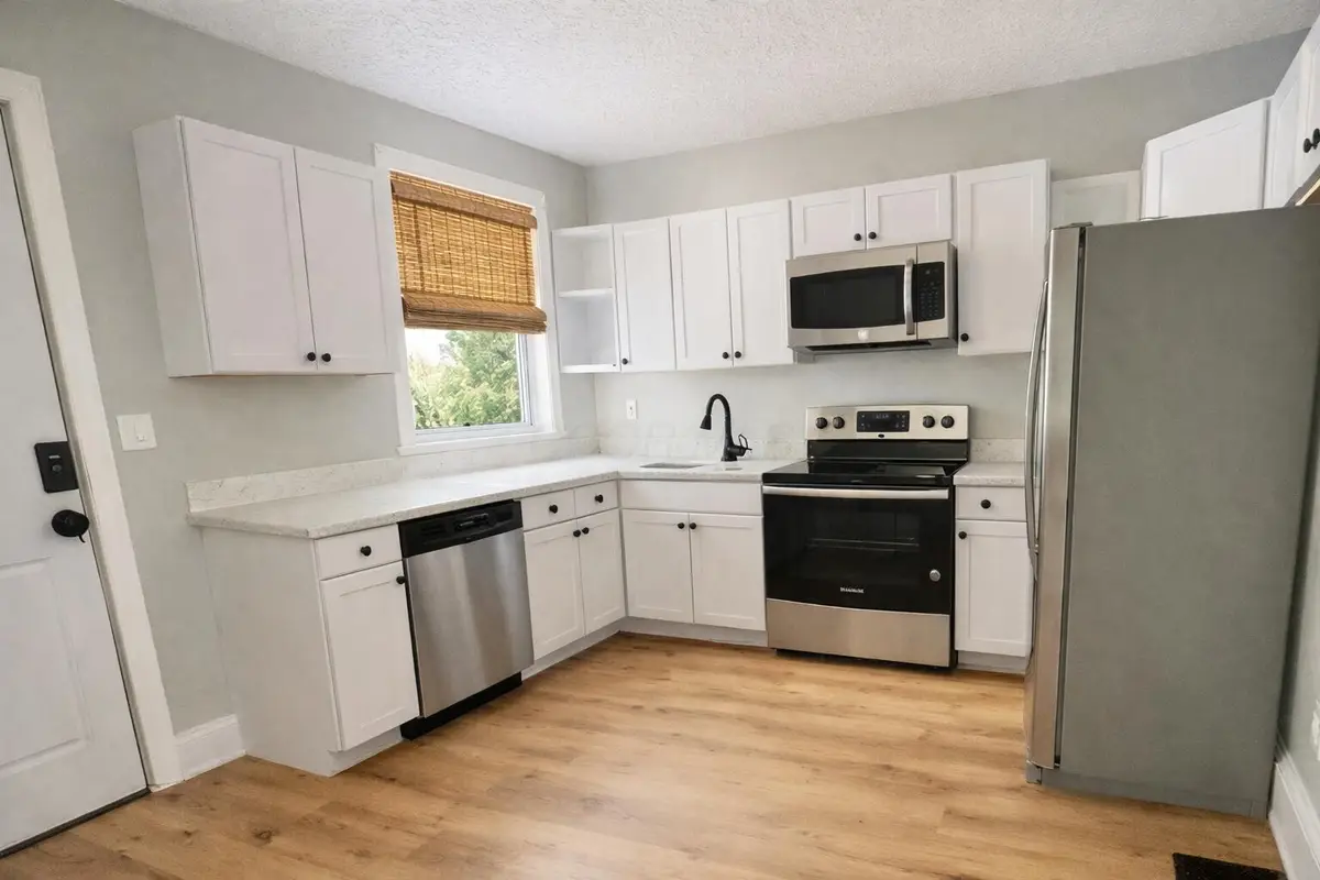 630 Stanley Avenue, Columbus, OH 43206 - #1