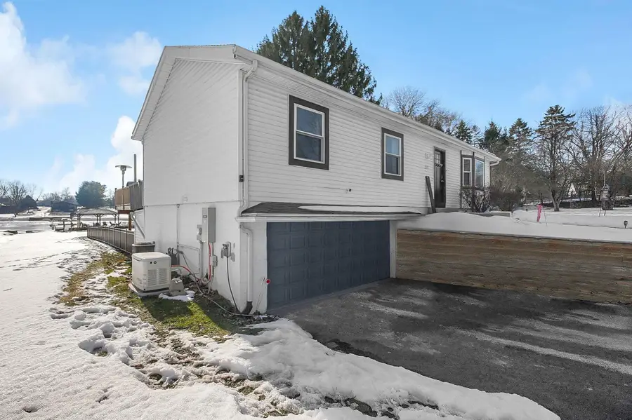 2571 W Choctaw Drive, London, OH 43140 - #2