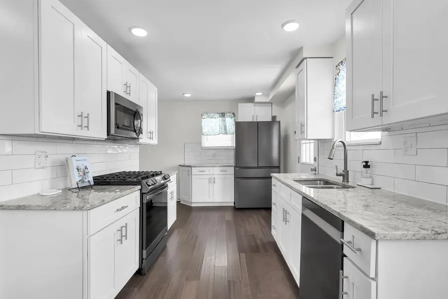 1071 Lilley Avenue, Columbus, OH 43206 - #3