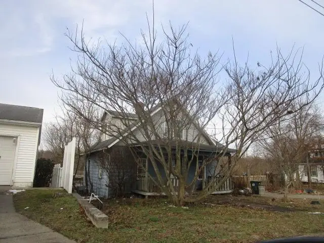 804 Hocking Road, Belpre, OH 45714 - #1