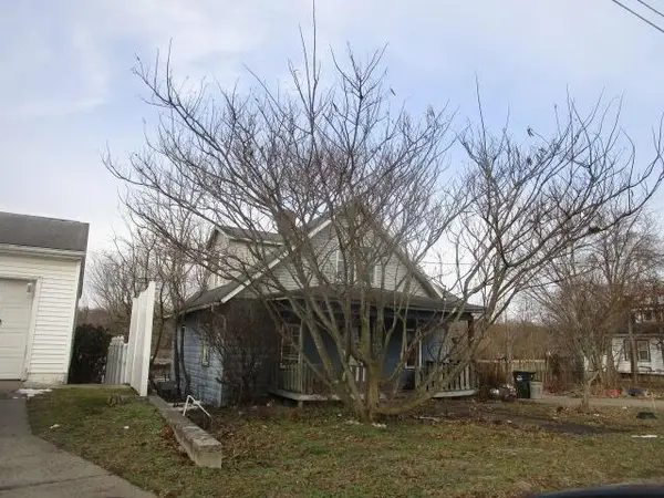 804 Hocking Road, Belpre, OH 45714