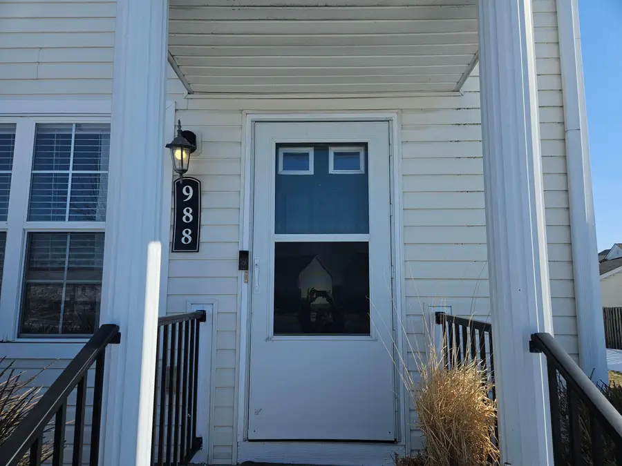 988 Hartford Village Boulevard, Columbus, OH 43228 - #3