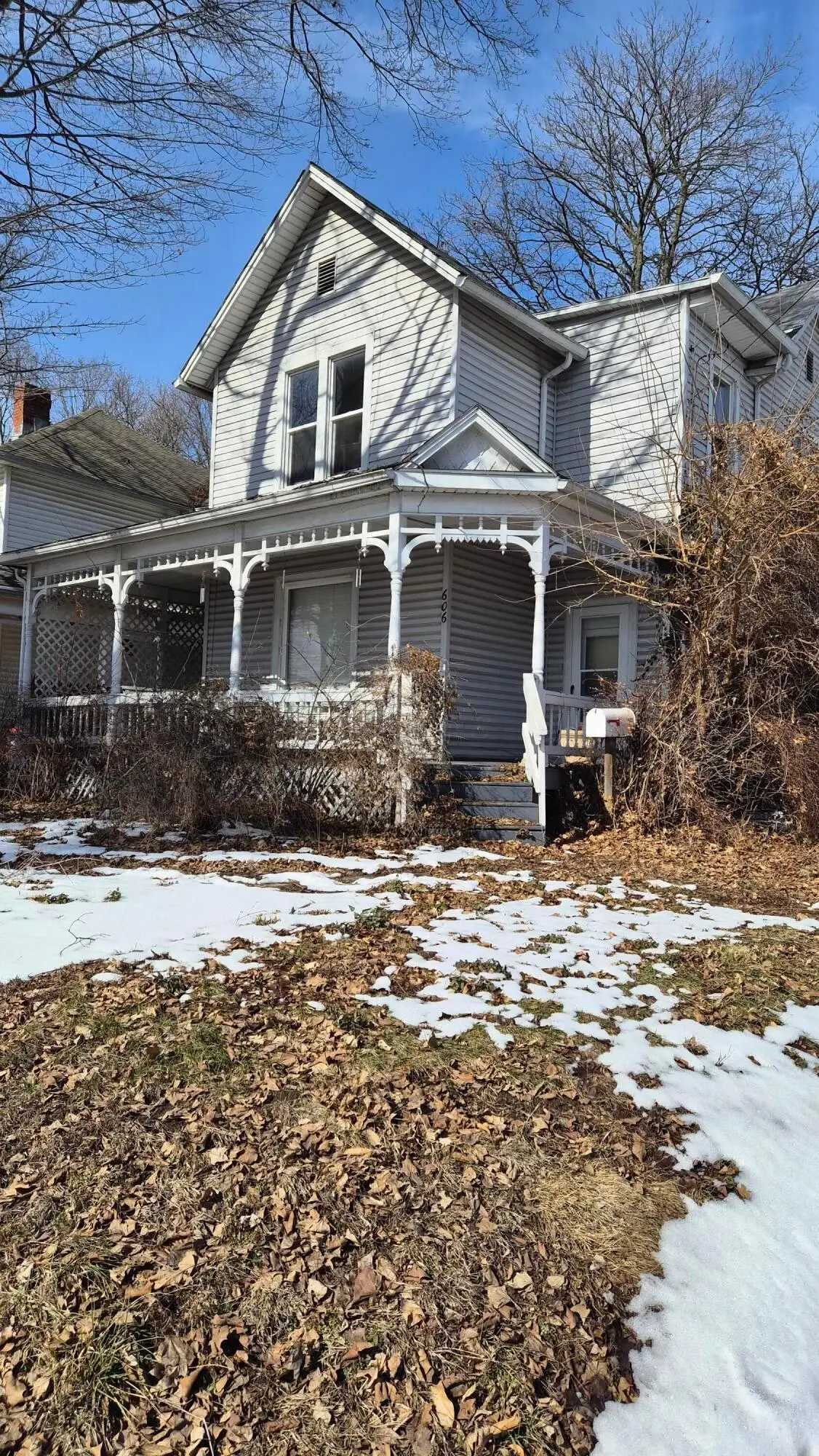 606 W Main Street, Newark, OH 43055 - #1