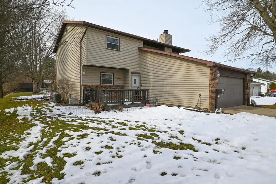 819 Laura Drive, Marion, OH 43302 - #3