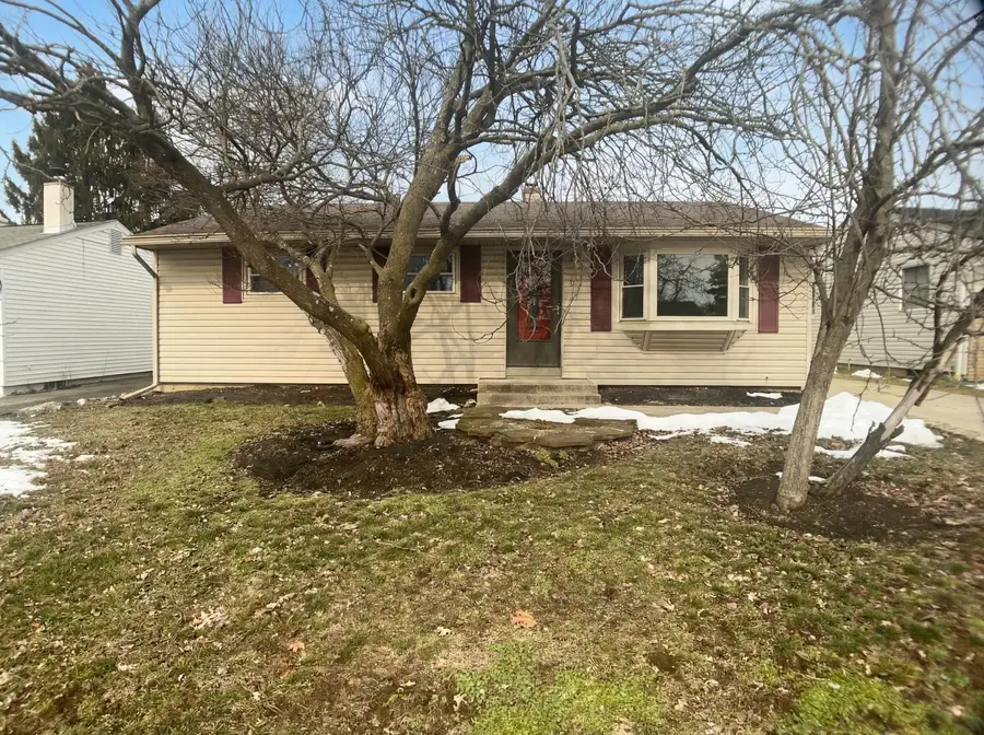 940 Minerva Avenue, Columbus, OH 43229 - #2