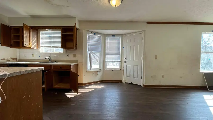 1372 Stanwix Court, Columbus, OH 43223 - #3