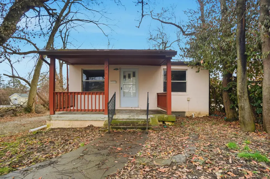 1493 Chesapeake Avenue, Columbus, OH 43212 - #2