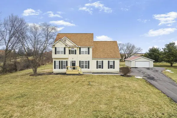 6904 Coonpath Road Ne, Lancaster, OH 43130