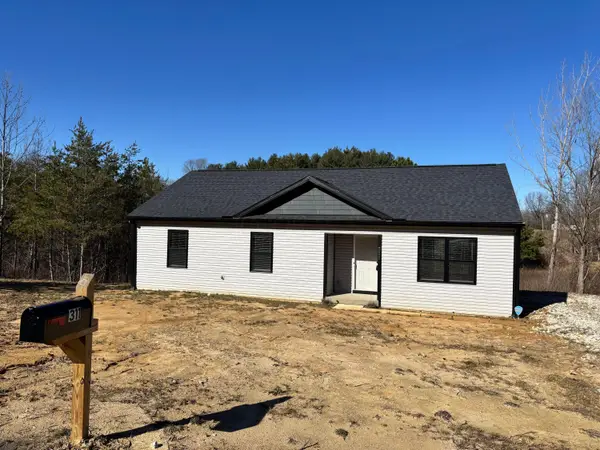 311 Elm Street, New Straitsville, OH 43766