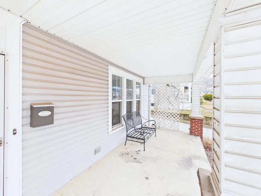 181 Marks Avenue, Lancaster, OH 43130 - #3