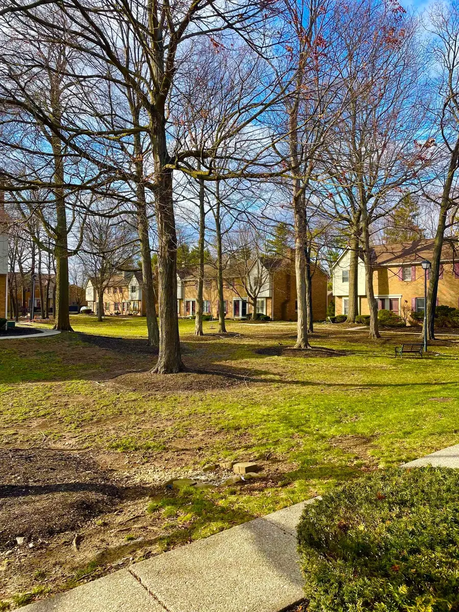 5273 Berrywood Drive, Columbus, OH 43220 - #2