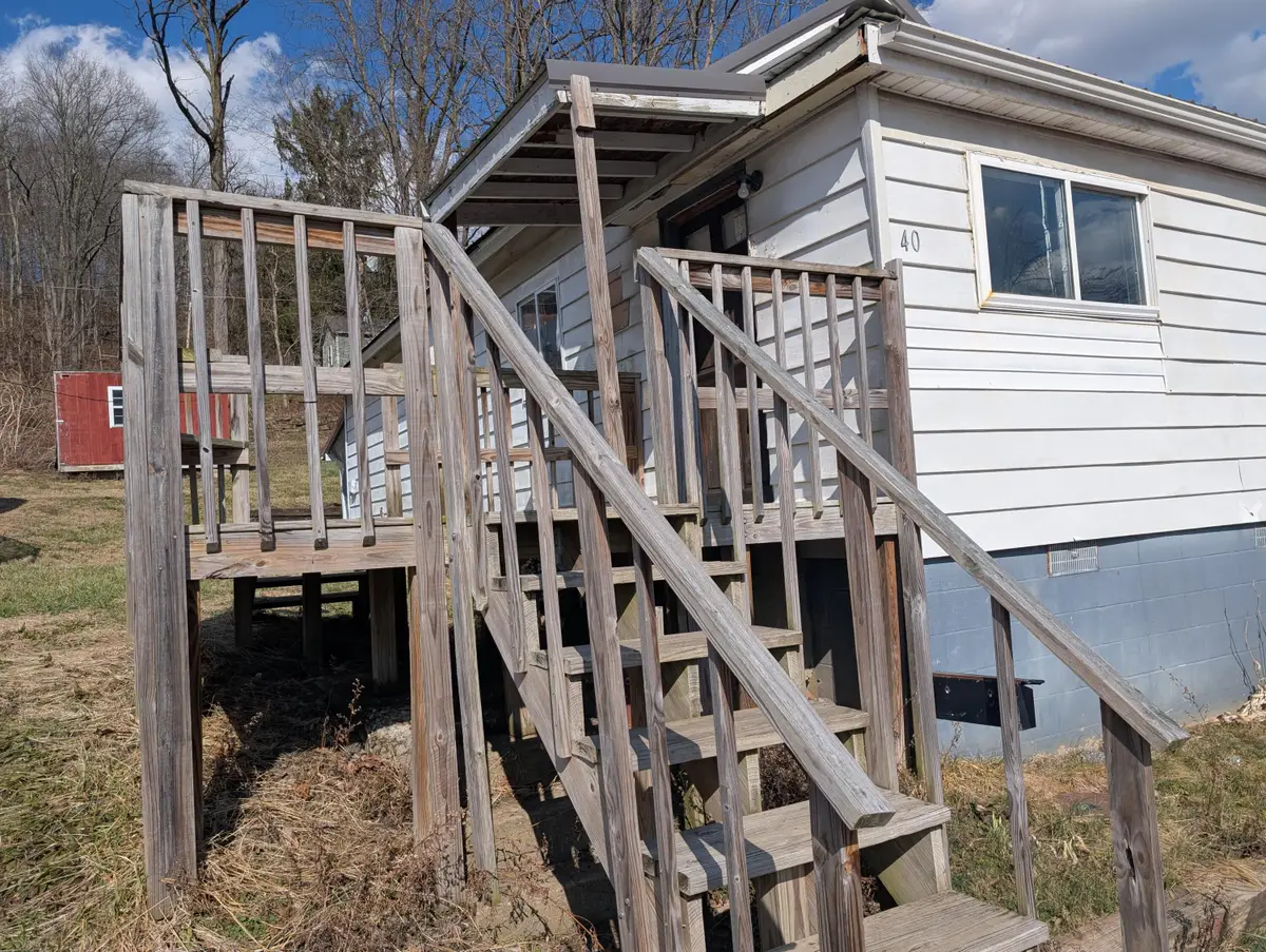 40 Spring Street, Glouster, OH 45732 - #1