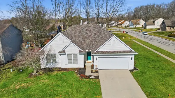 300 Shawnee Loop S, Pataskala, OH 43062