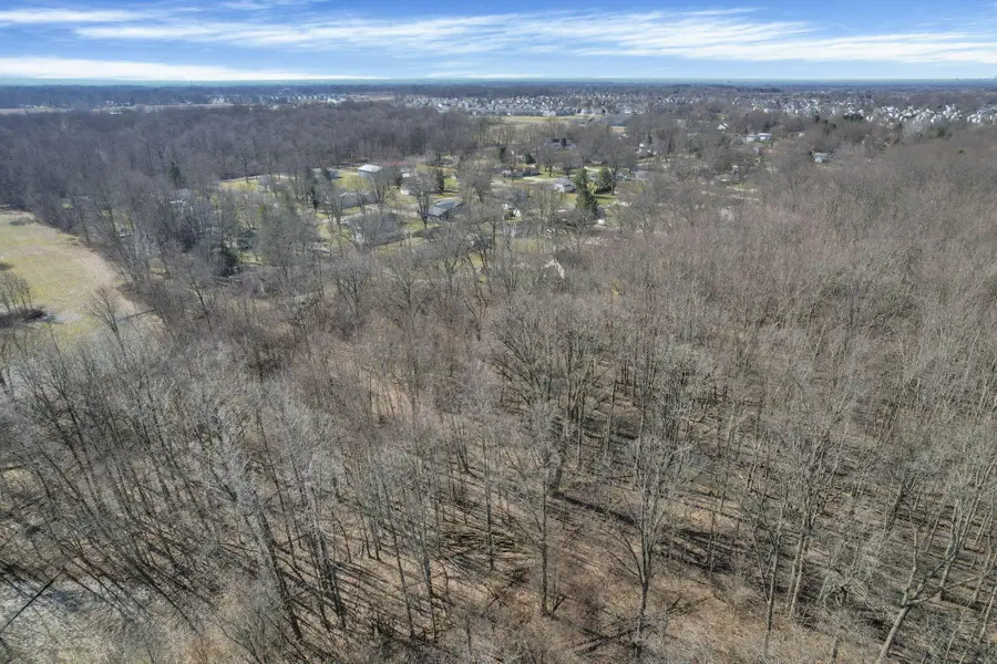 156 Arbor Lane Sw, Pataskala, OH 43062 - #2