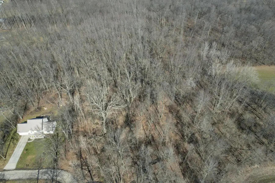 156 Arbor Lane Sw, Pataskala, OH 43062 - #3