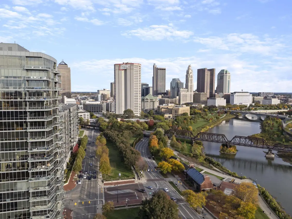 300 W Spring Street, Columbus, OH 43215 - #1