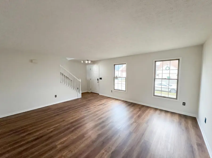 1174 Onaway Court, Columbus, OH 43228 - #3