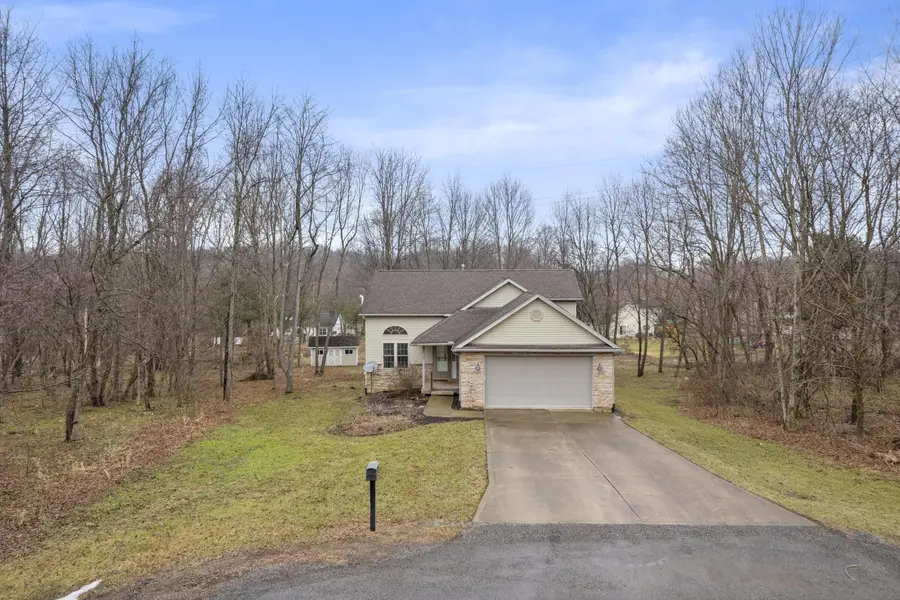 70 Queensway Court, Howard, OH 43028 - #3