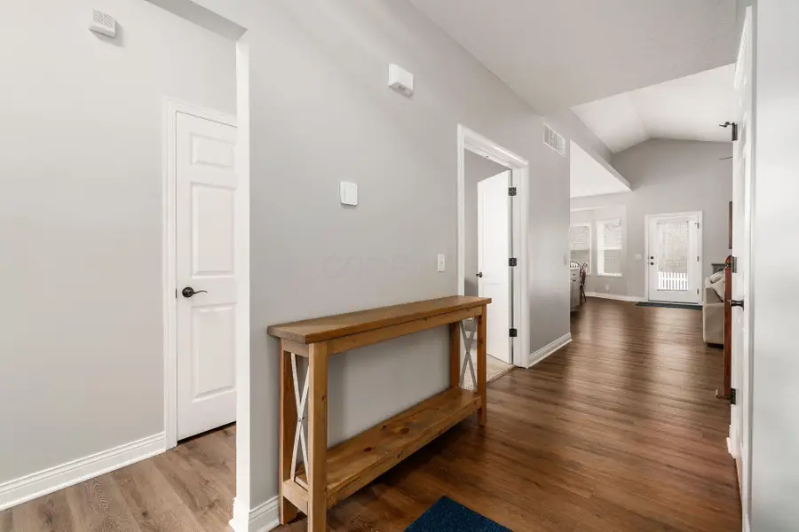 7192 Upper Albany Drive, New Albany, OH 43054 - #3