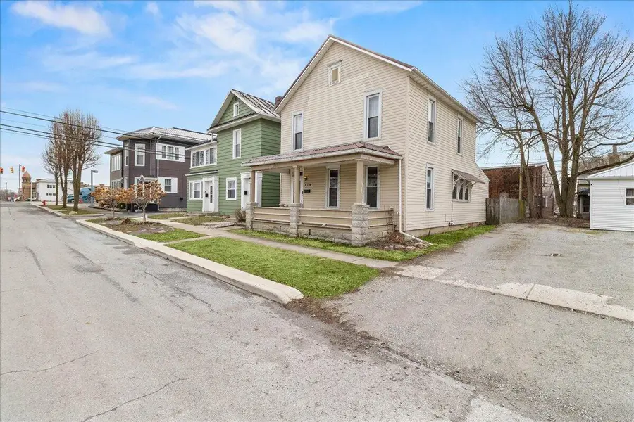 219 W Carrol Street, Kenton, OH 43326 - #2