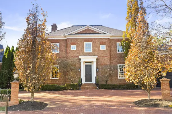 6940 Clivdon Mews, New Albany, OH 43054