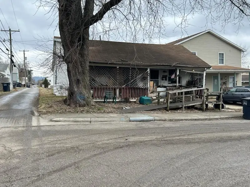 757 W Mulberry Street, Lancaster, OH 43130 - #1