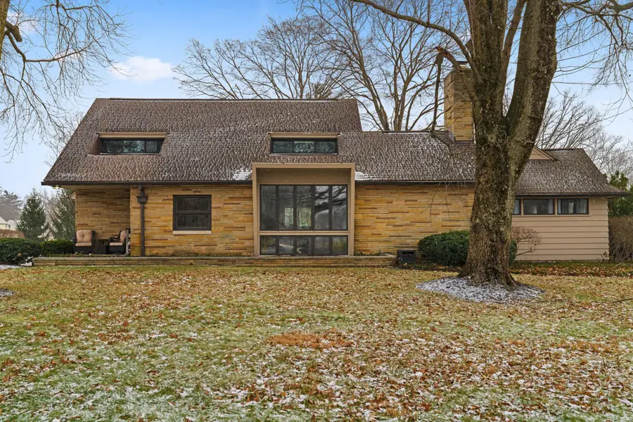 1165 Highland Drive, Upper Arlington, OH 43220 - #2