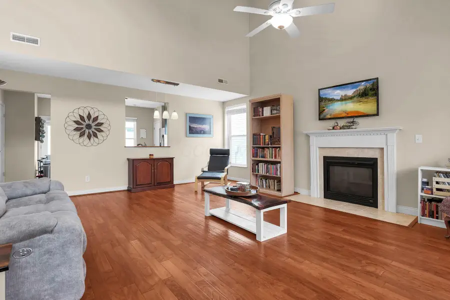 4642 Snowy Meadow Drive, Grove City, OH 43123 - #2