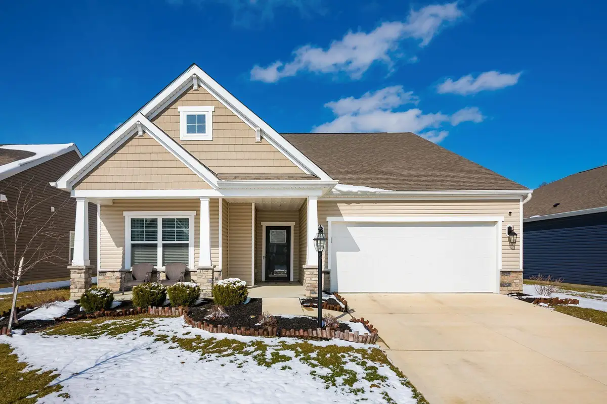 521 Curry Drive, Pataskala, OH 43062 - #1